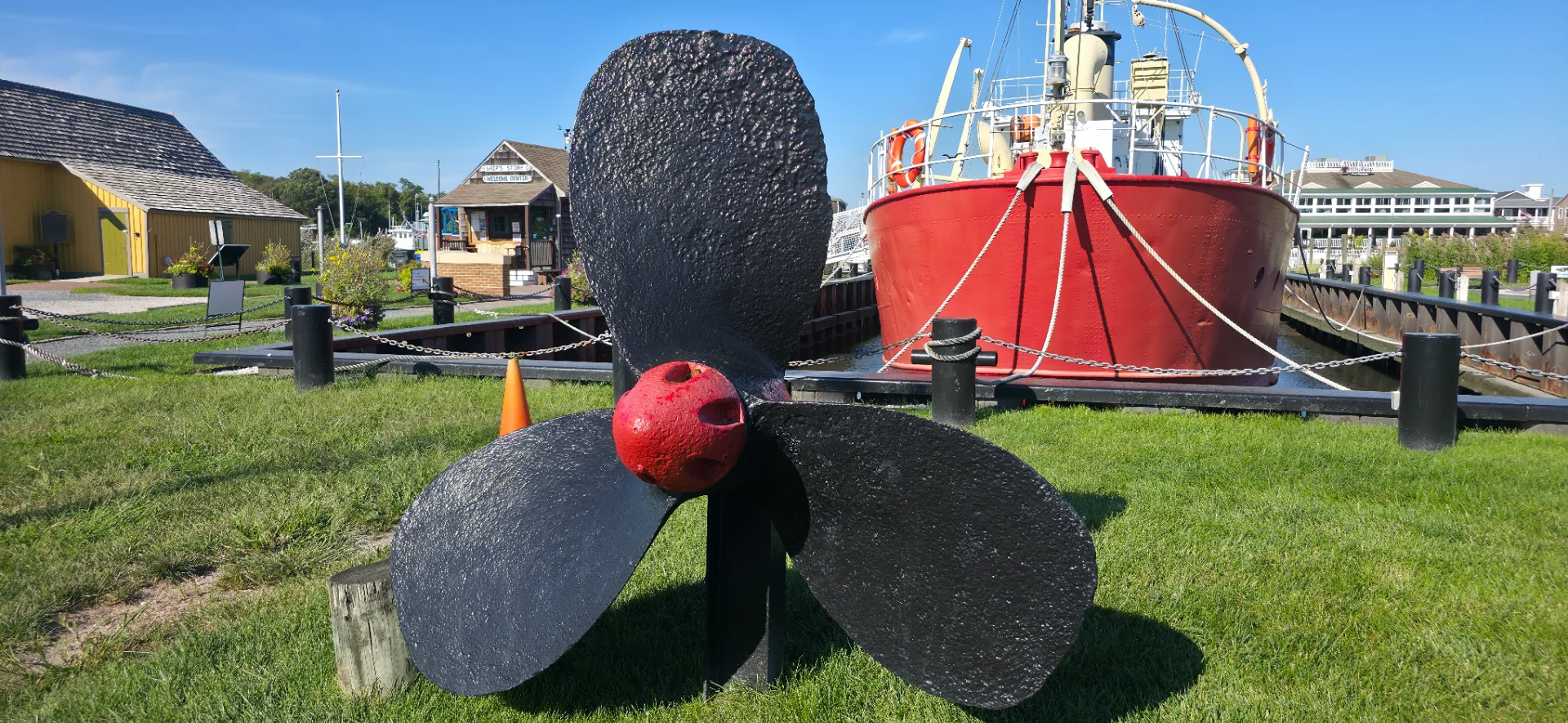 Lightship Overfalls LV-118
