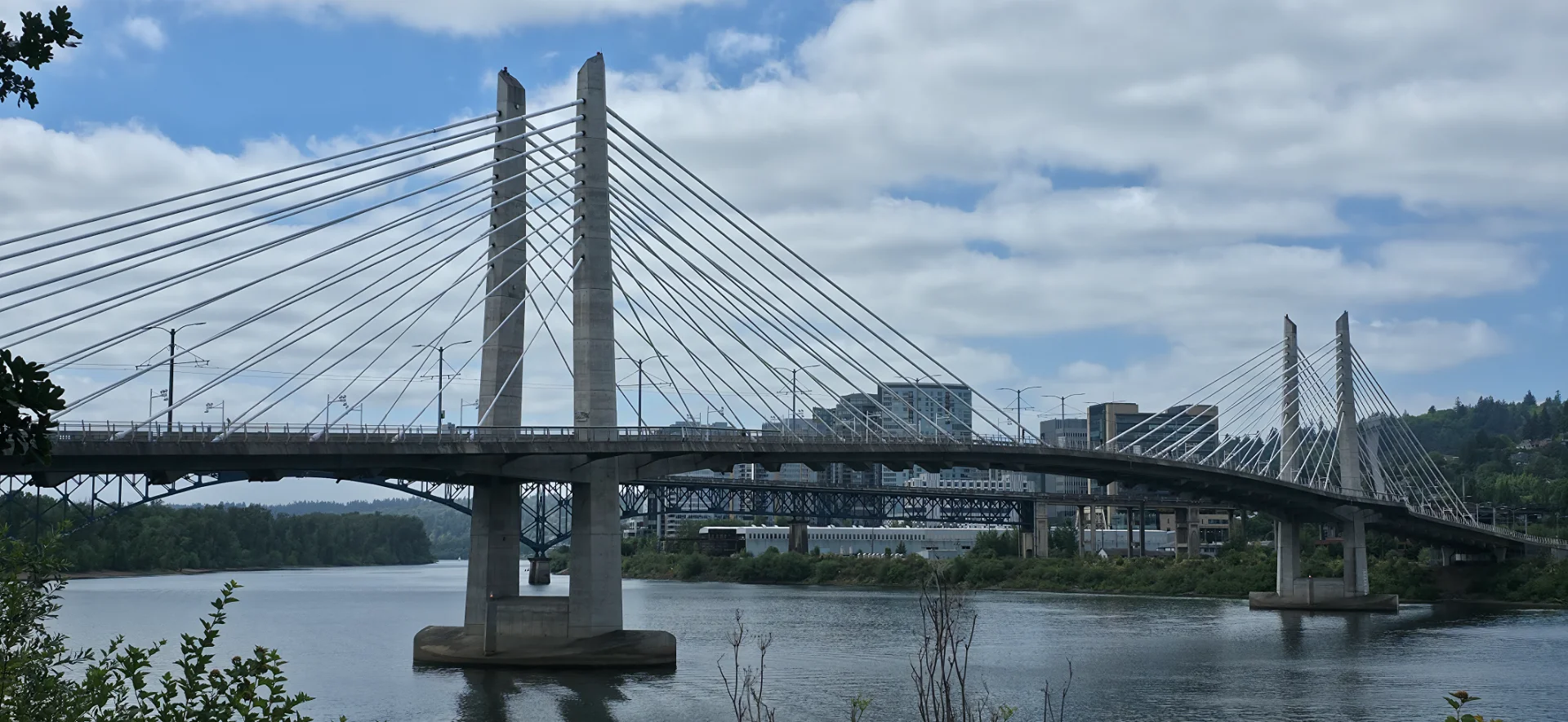 Tilikum Crossing Bridge