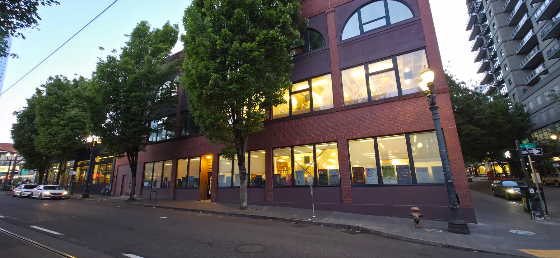 Powell's City of Books
