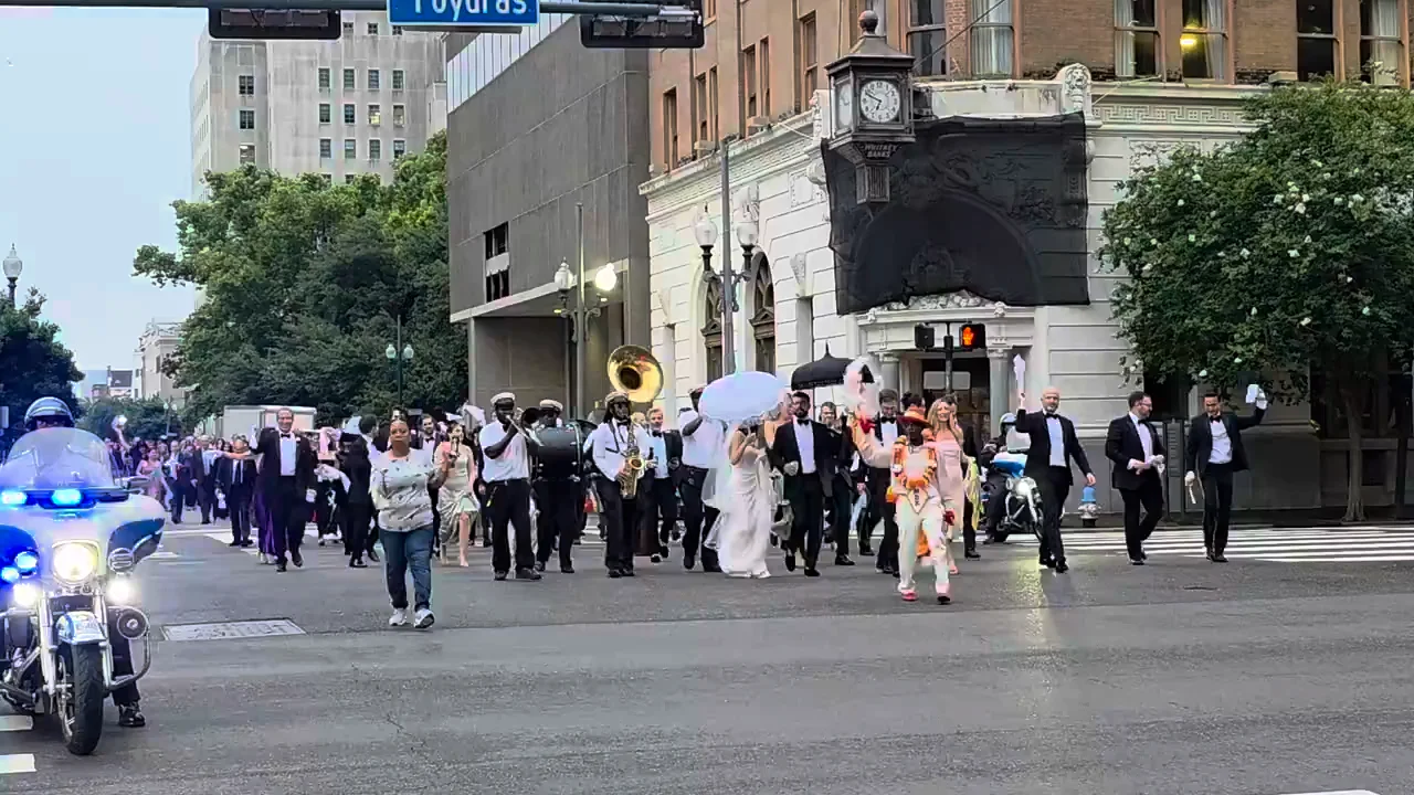 A wedding second line