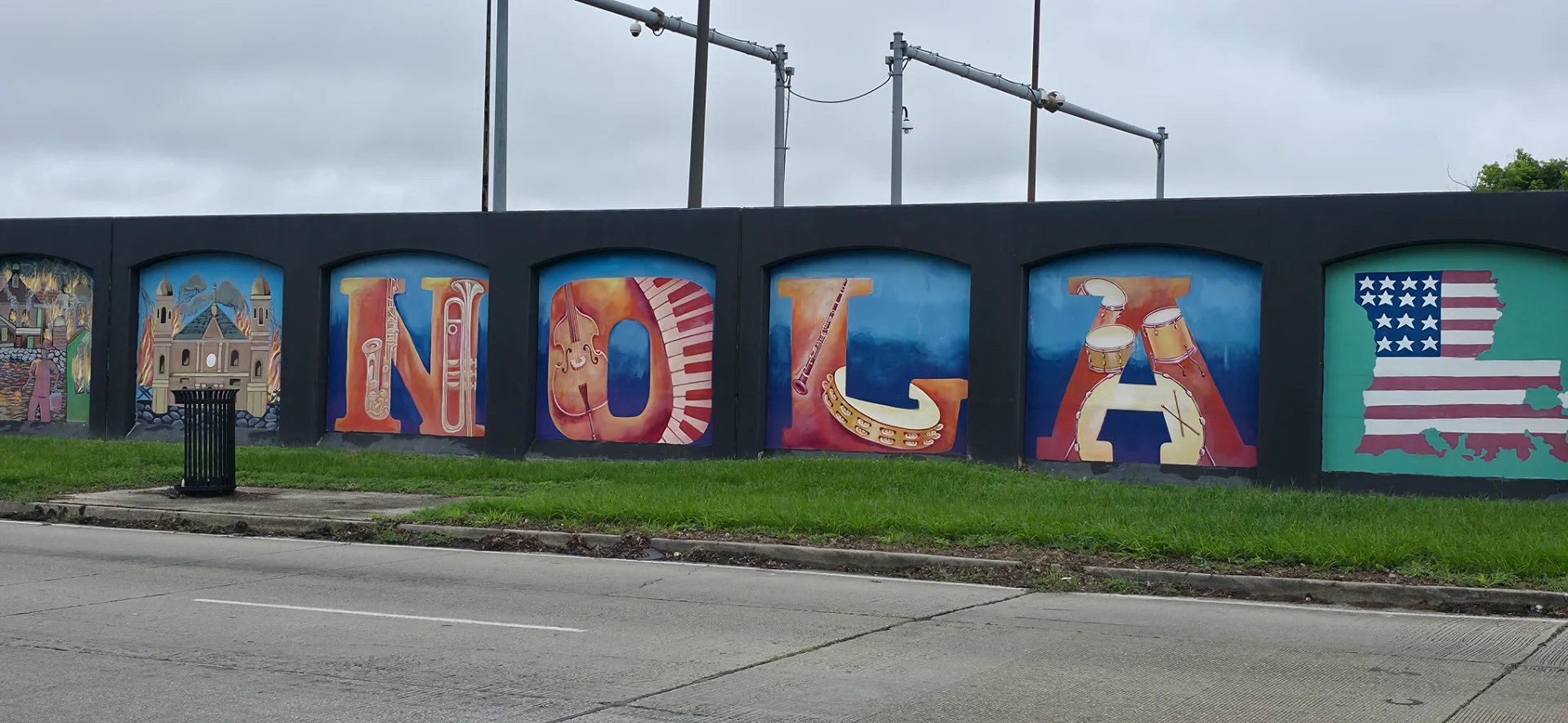 Tchoupitoulas St. Murals
